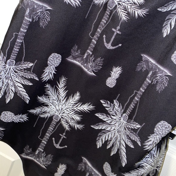 Hurley Quick Dry Asylum One Piece Bathing Suit - Picture 5 of 7